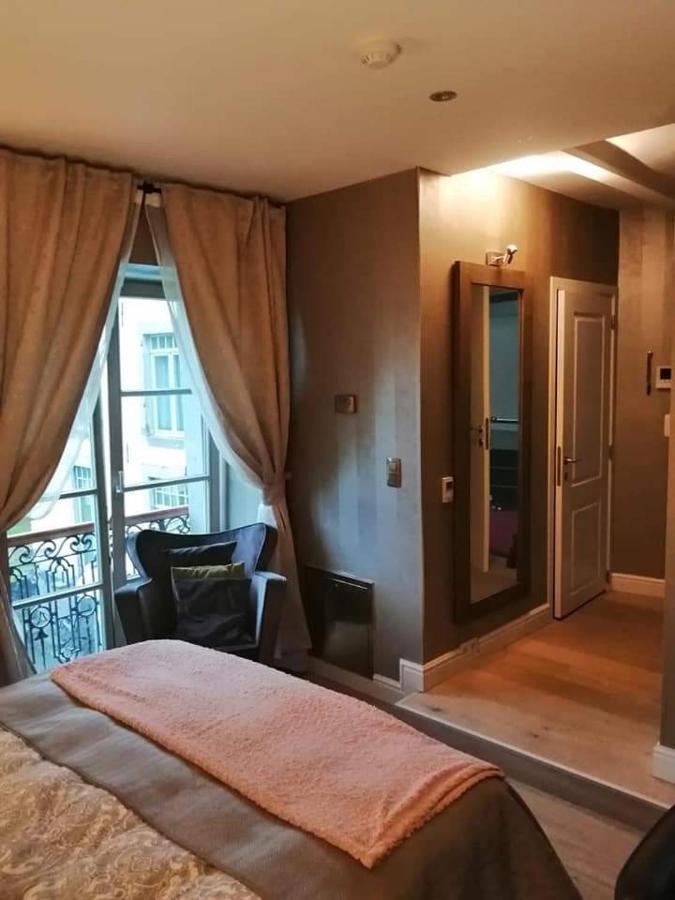 La Chambre Du Chateau De Bernalmont Liege Exterior photo